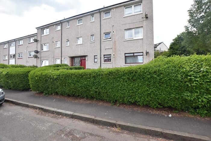 3 Bedroom Flat To Rent In Gertrude Place, Glasgow, G78