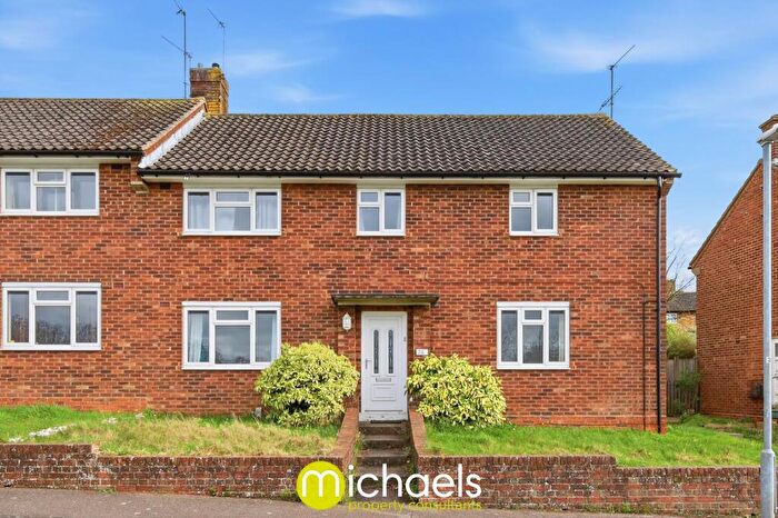 2 Bedroom Maisonette For Sale In Lime Avenue, Colchester, Colchester, CO4