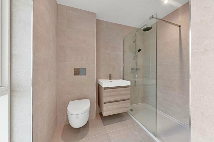 4 Bedroom Detached House For Sale In Otters Way, Hampton Lake, Peterborough, PE7
