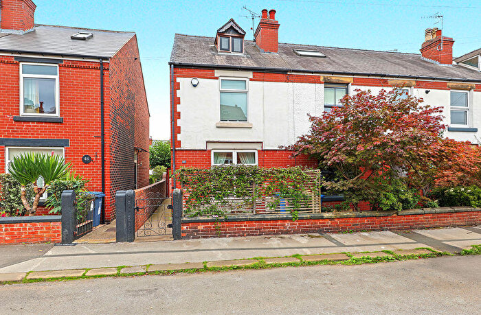 2 Bedroom Terraced House For Sale In St. Thomas Street, Brampton, Chesterfield, S40