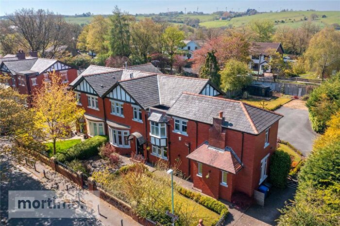 5 Bedroom Semi Detached House For Sale In Hollins Lane, Accrington, Lancashire, BB5