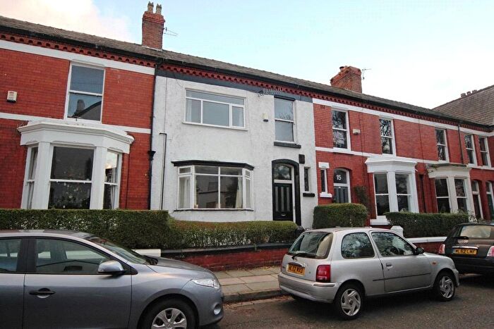 2 Bedroom Apartment To Rent In Southwood Road, Aigburth, Liverpool, Merseyside, L17