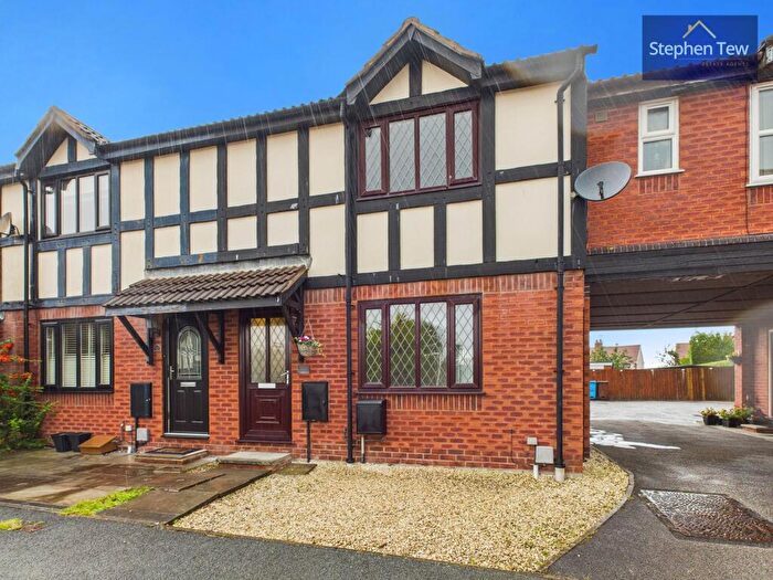 3 Bedroom Terraced House For Sale In Greenfinch Court, Blackpool, FY3