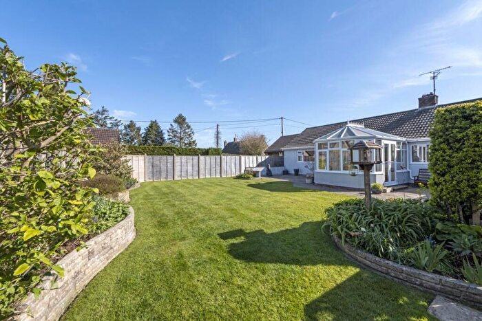 3 Bedroom Detached Bungalow For Sale In Beer Hackett, Dorset., DT9