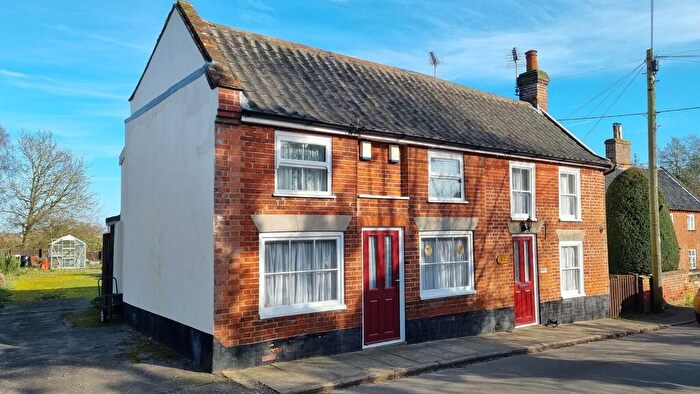 3 Bedroom Detached House For Sale In The Street, Wenhaston, IP19