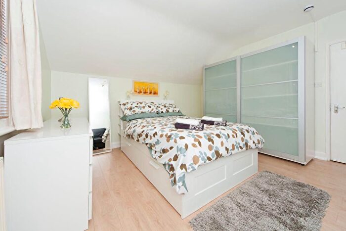 1 Bedroom Flat To Rent In Willesden Lane, London, NW2