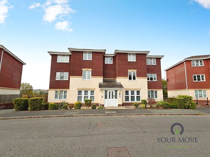 2 Bedroom Flat For Sale In Chillington Way, Norton Heights, Stoke-On-Trent, Staffordshire, ST6