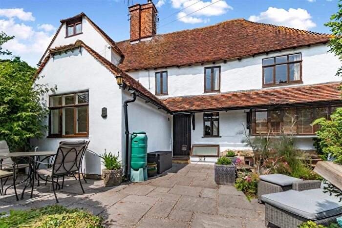 3 Bedroom Cottage For Sale In Old Loose Hill, Loose, Maidstone, ME15