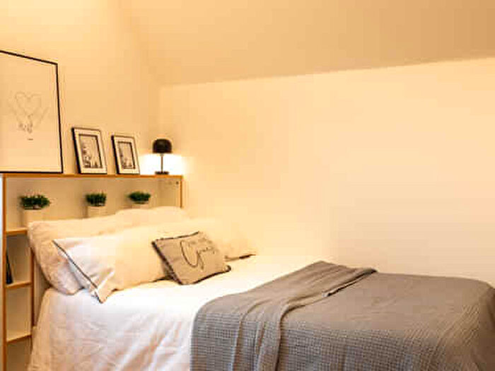Studio To Rent In Bed Premier Ensuite Townhouse, Elmstead Place, Elmstead Road, CO4
