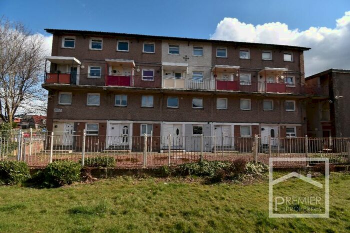 2 Bedroom Flat To Rent In Rockburn Crescent, Bellshill, ML4