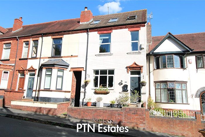 4 Bedroom House For Sale In Victoria Road, Quarry Bank, DY5
