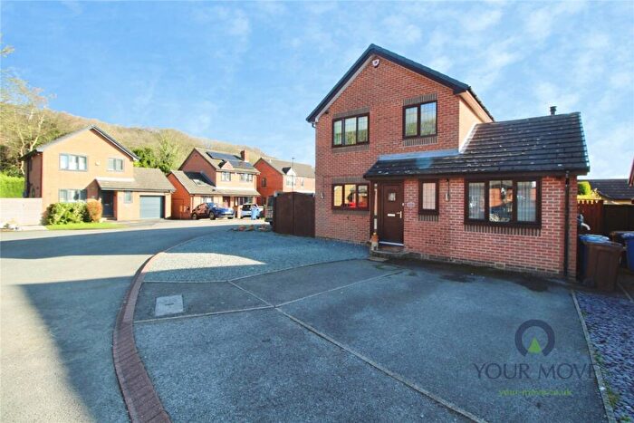 5 Bedroom Detached House For Sale In Thornbrook Gardens, Chapeltown, Sheffield, S35