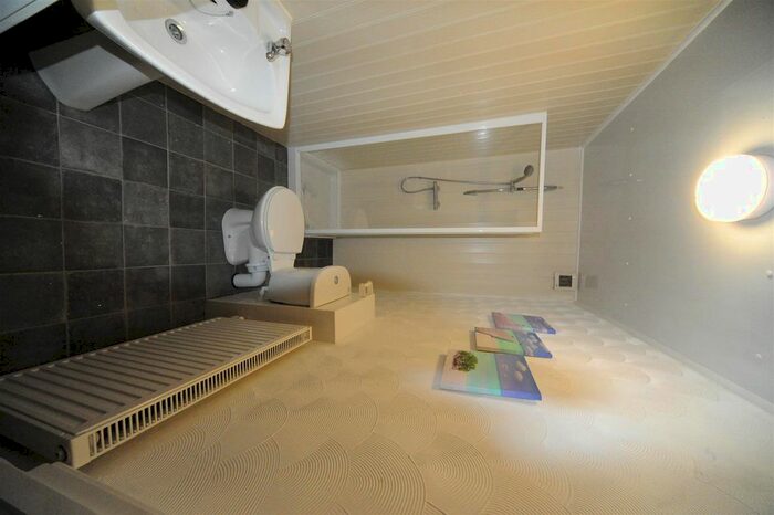 1 Bedroom Flat To Rent In The Crescent, Middlesbrough, TS5