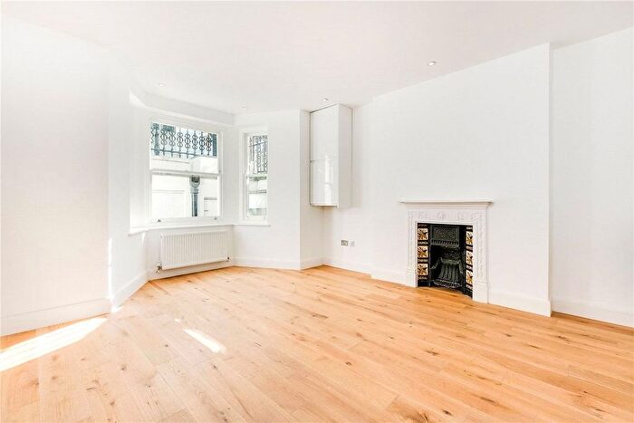 2 Bedroom Flat For Sale In Finborough Road, Earls Court, SW10