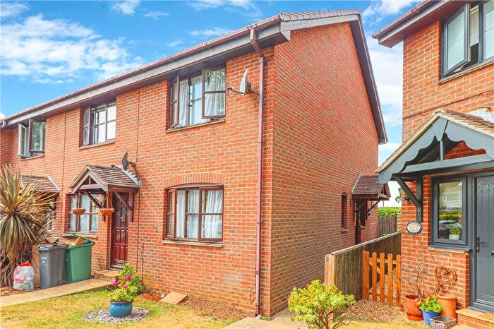 2 Bedroom End Of Terrace House For Sale In Talbot Road, Sandown, PO36
