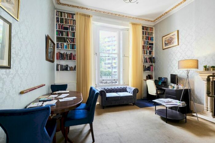 1 Bedroom Flat To Rent In Gloucester Gardens, London, W2