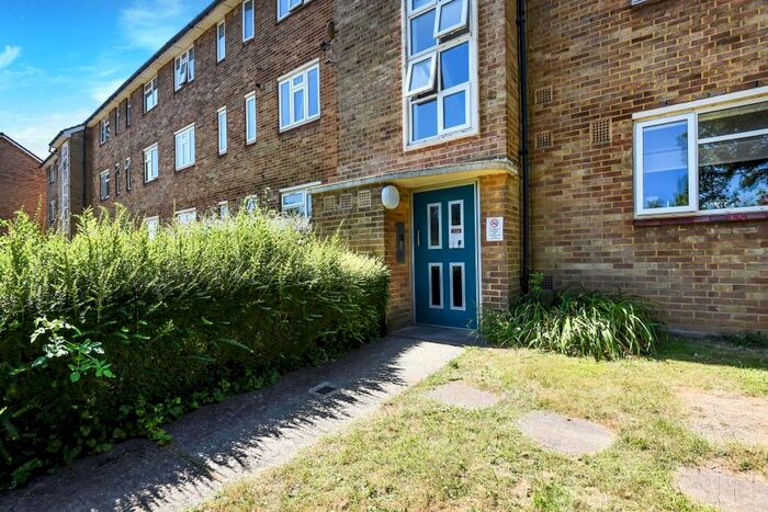 2 Bedroom Apartment To Rent In Banbury Road, Summertown, OX2