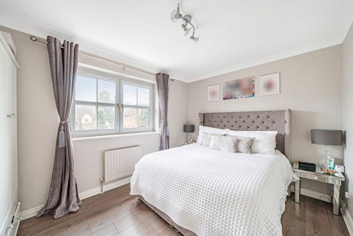 2 Bedroom Semi-Detached House For Sale In Albert Road, Addlestone, KT15