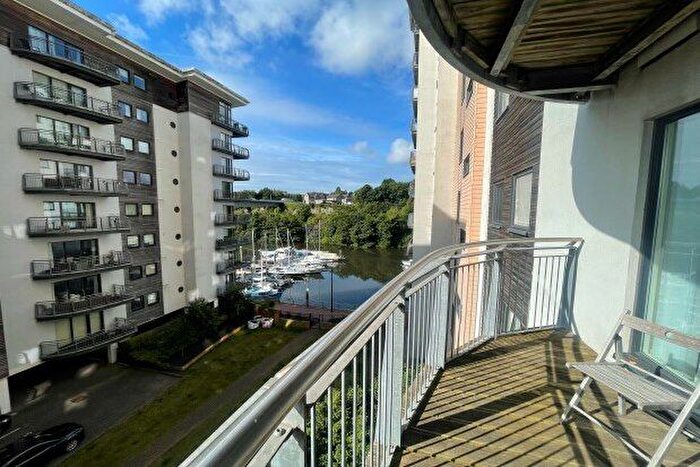 2 Bedroom Flat To Rent In Victoria Wharf Watkiss Way, Cardiff, CF11