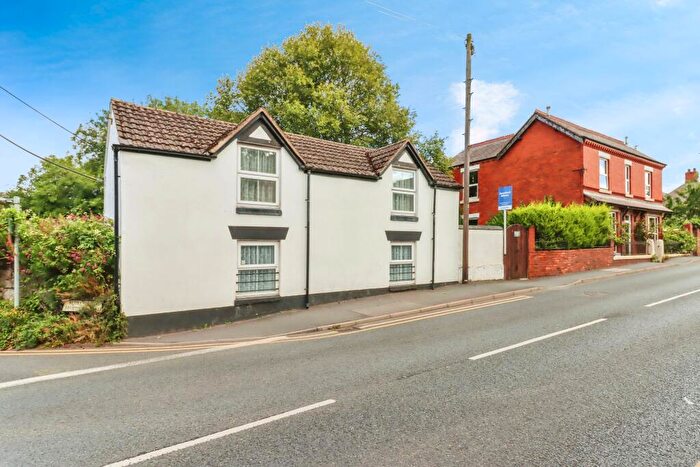 3 Bedroom Detached House For Sale In Llangollen Road, Acrefair, Wrexham, LL14