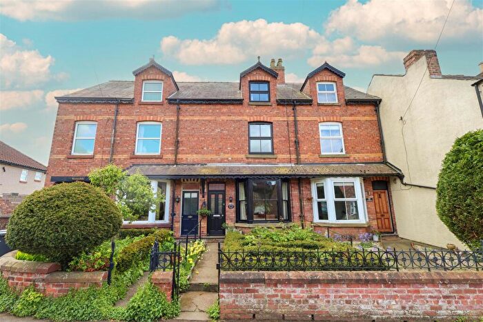 4 Bedroom Terraced House For Sale In Copt Hewick, Ripon, HG4