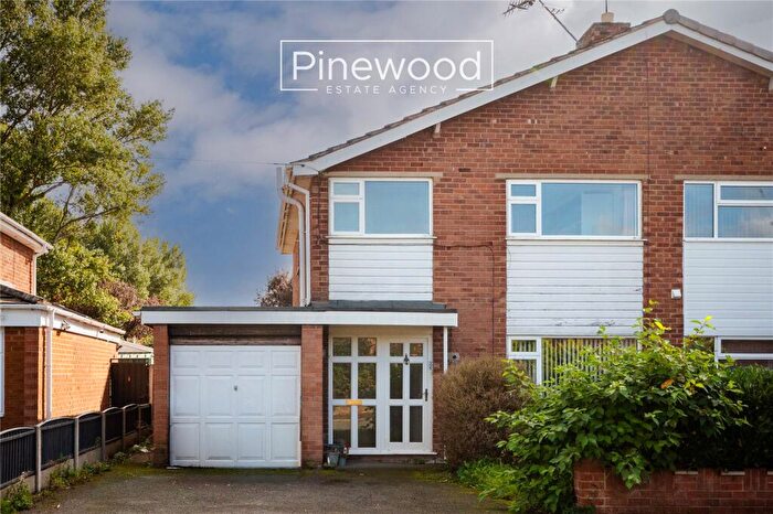 3 Bedroom Semi Detached House For Sale In Norton Avenue, Saltney, Chester, CH4