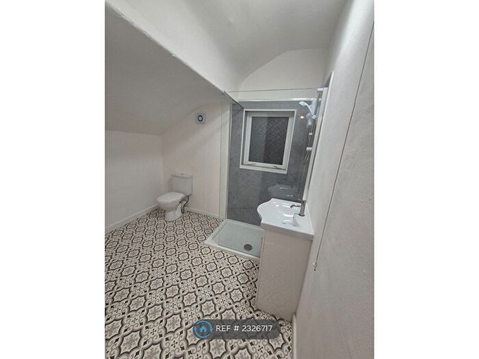 1 Bedroom Flat To Rent In Liverpool, Liverpool, L13