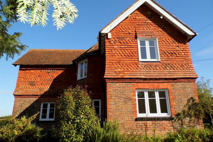 4 Bedroom Detached House To Rent In Little Horsted, Uckfield TN22