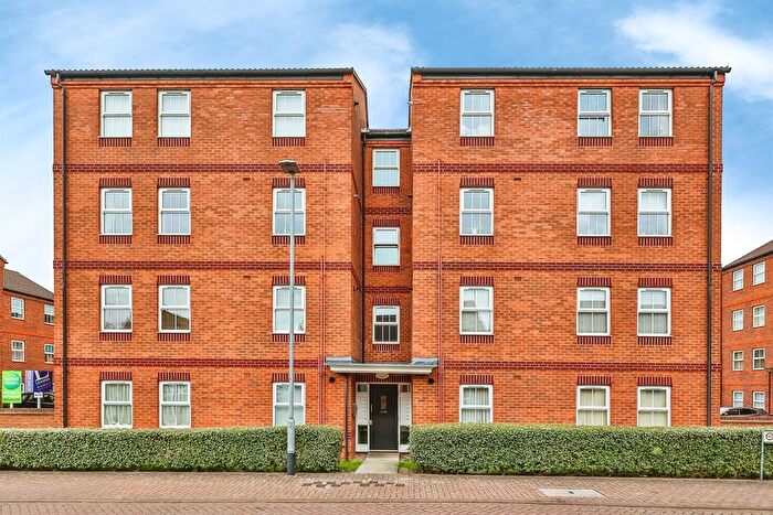 2 Bedroom Flat For Sale In Bodill Gardens, Hucknall, Nottingham, NG15