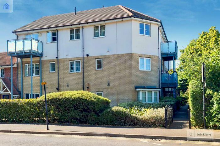 1 Bedroom Apartment To Rent In Loxford Lane, Ilford, IG3