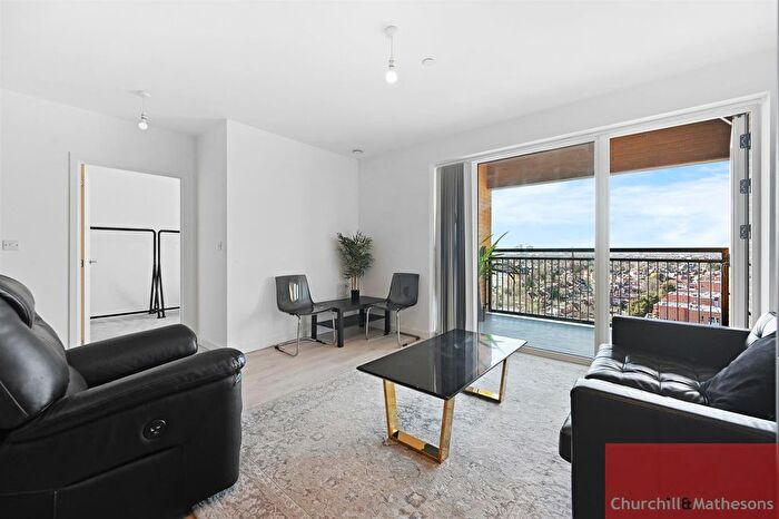 1 Bedroom Flat To Rent In East Acton Lane, London, W3