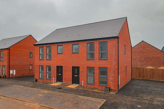 3 Bedroom Semi-Detached House To Rent In Martin Avenue, Glebe Farm, MK17