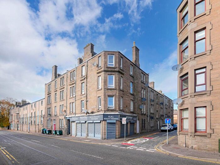 1 Bedroom Flat To Rent In Constitution Street, Dundee, DD3