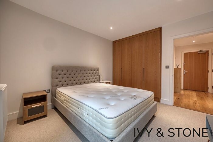 1 Bedroom Flat To Rent In Emily Street, London, Greater London, E16