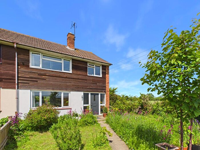 3 Bedroom Semi-Detached House For Sale In Knightsbridge Green, Knightsbridge, GL51