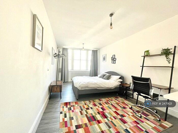 2 Bedroom Flat To Rent In Upper Maudlin Street, Bristol, BS2