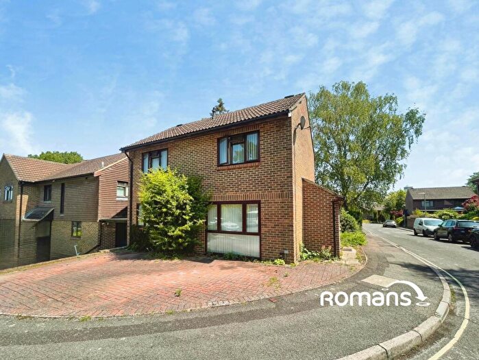 4 Bedroom Detached House For Sale In Nursery Gardens, Winchester, Hampshire, SO22