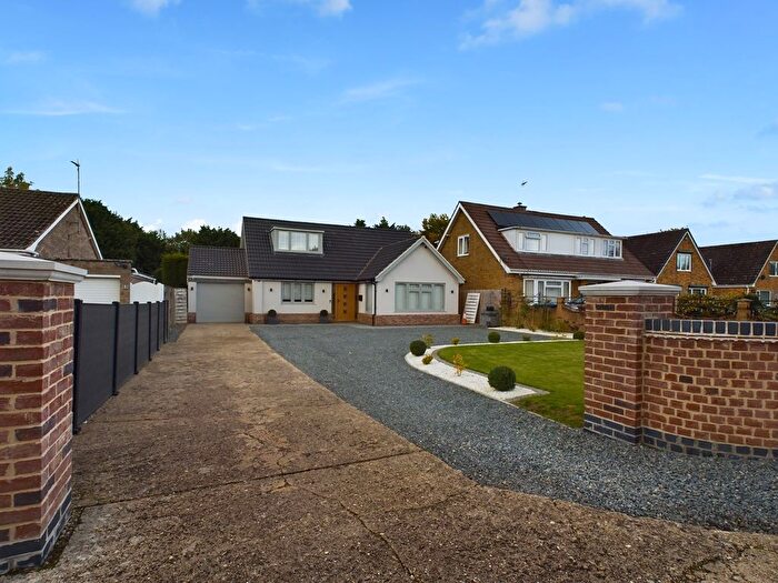 4 Bedroom Chalet For Sale In The Stitch, Friday Bridge, Wisbech, PE14