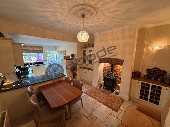 2 Bedroom End Of Terrace House For Sale In The Walk, Barnsley, South Yorkshire, S70