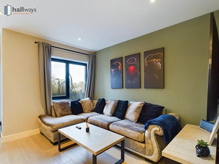 2 Bedroom Apartment For Sale In South Park Hill Road, South Croydon, CR2