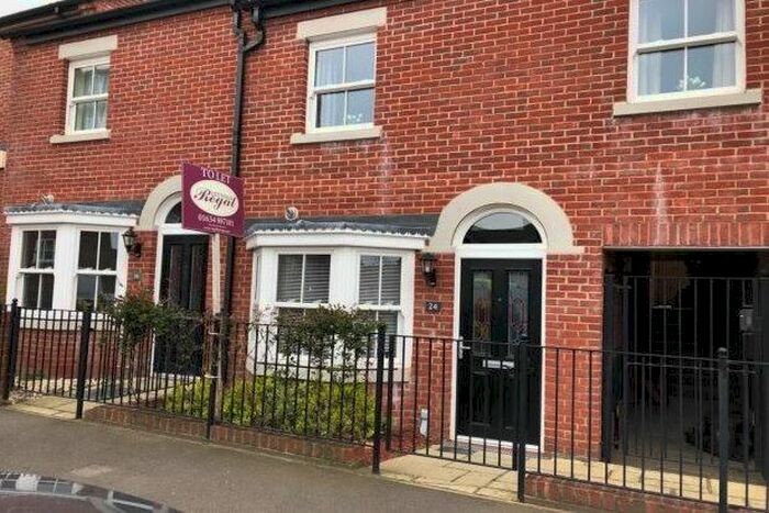 3 Bedroom Property To Rent In Cazeneuve Street, Rochester, ME1