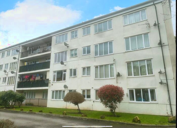 1 Bedroom Flat For Sale In Bawtry Road, Doncaster, DN4