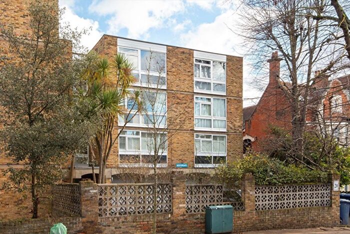 2 Bedroom Flat To Rent In Corfton Road, London, W5