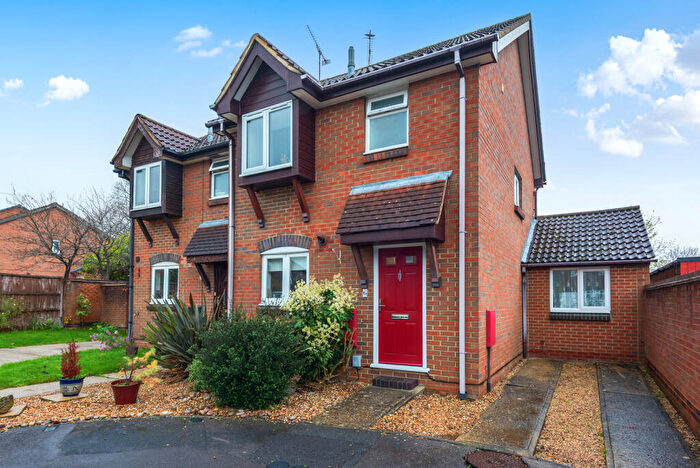 3 Bedroom Semi Detached House To Rent In Long Beech Drive, Farnborough, GU14