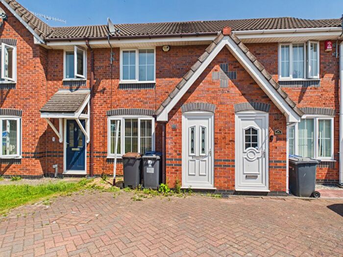 2 Bedroom Town House To Rent In Magenta Drive, Knutton, ST5