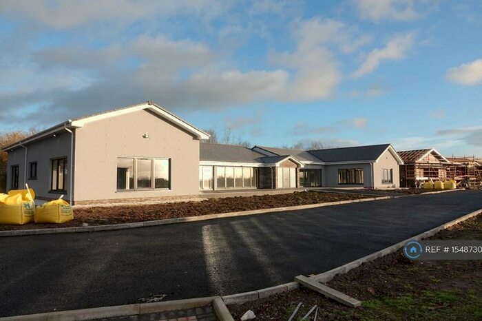 4 Bedroom Bungalow To Rent In Rigfoot Estate, Strathaven, ML10