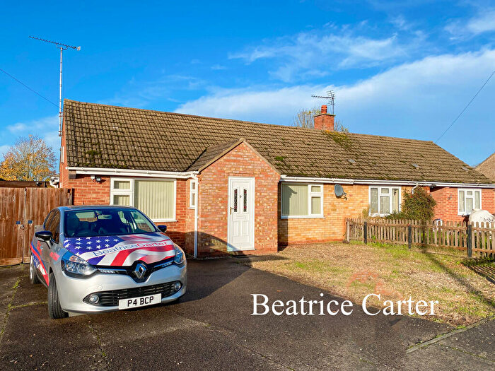 3 Bedroom Semi-Detached Bungalow To Rent In Wingfield Avenue, Lakenheath, IP27