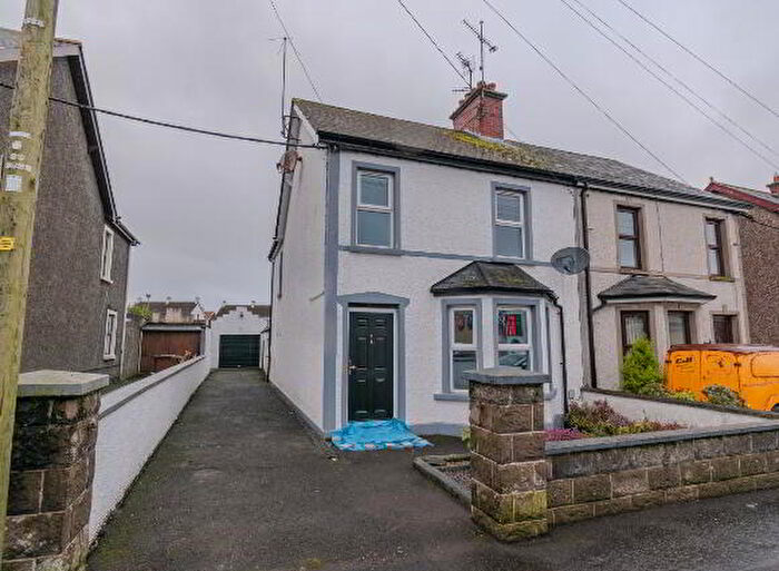 3 Bedroom Semi-Detached House For Sale In Antrim Road, Ballymena, BT42