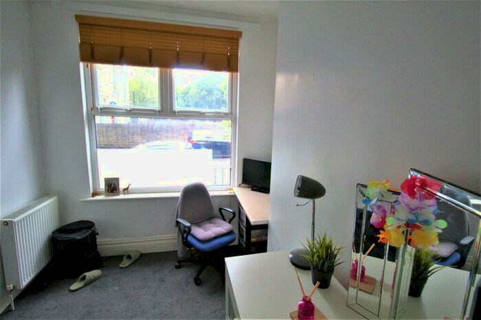 4 Bedroom Terraced House To Rent In Pomona Street, S11