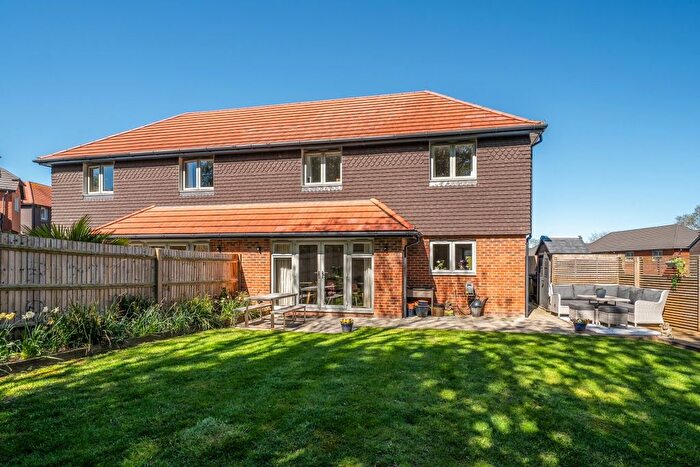 3 Bedroom Semi-Detached House To Rent In Chilloway Close, Crondall, Farnham, GU10